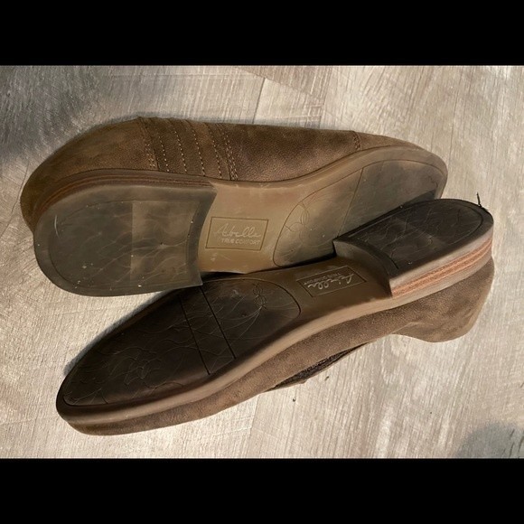 Abella True Comfort Faux Suede Velcro Loafers Size 8 - Picture 6 of 6